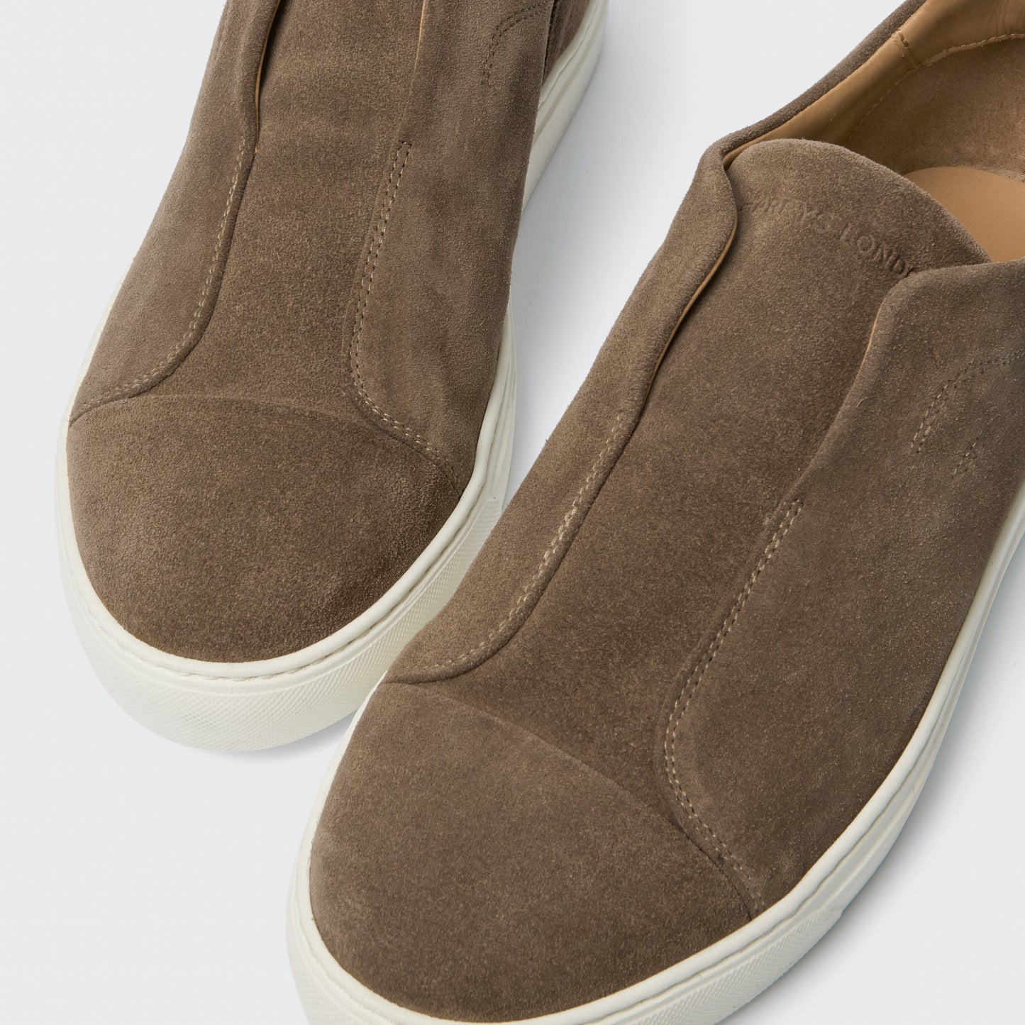 Aaron Suede Dark Bark