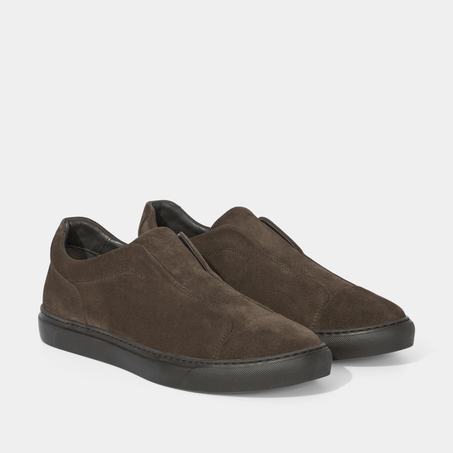 Aaron Velvet Suede Dark Brown