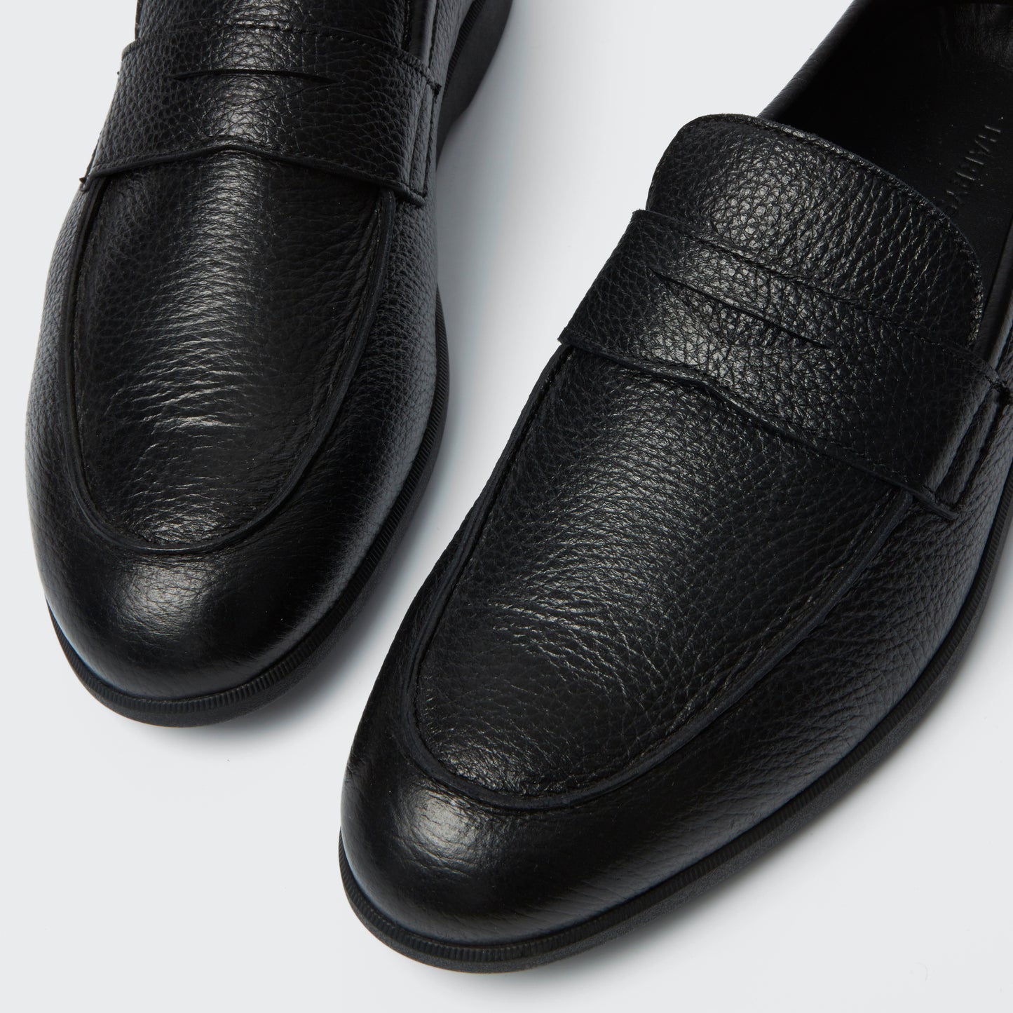 Harley Deerskin Black