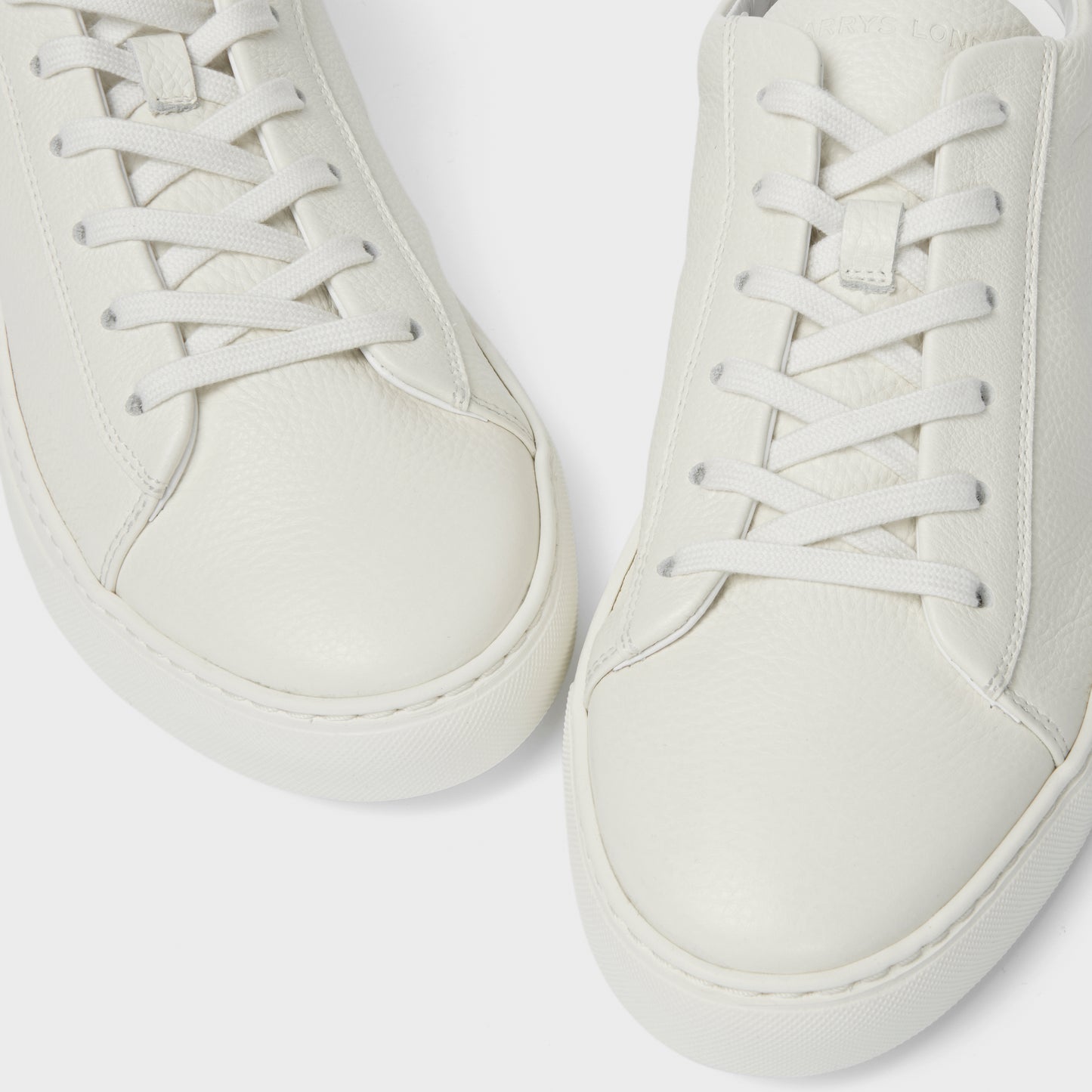 Travis Soft Milled Calf White
