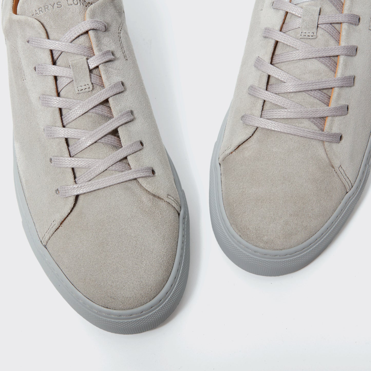 Travis III Suede Grey