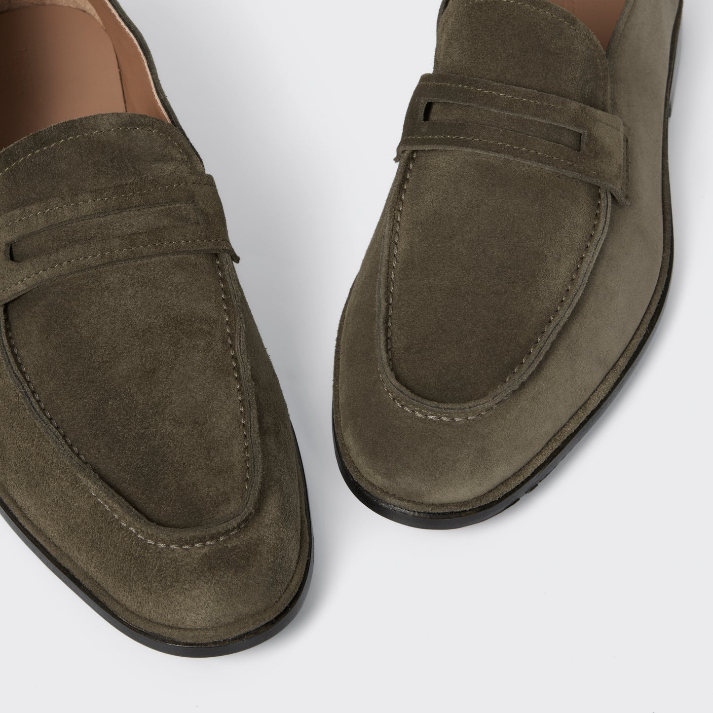 Windsor Velvet Suede Olive