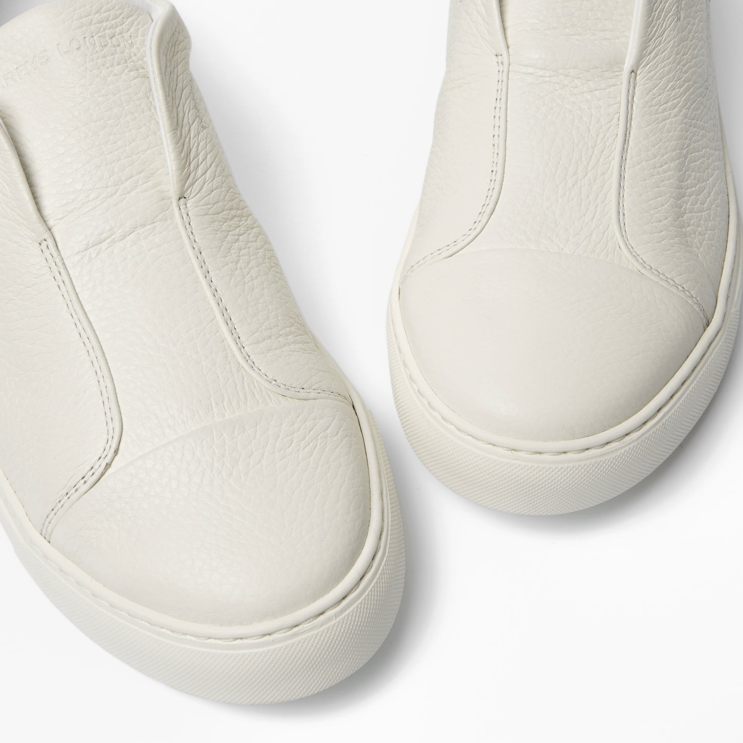 Aaron Deerskin White