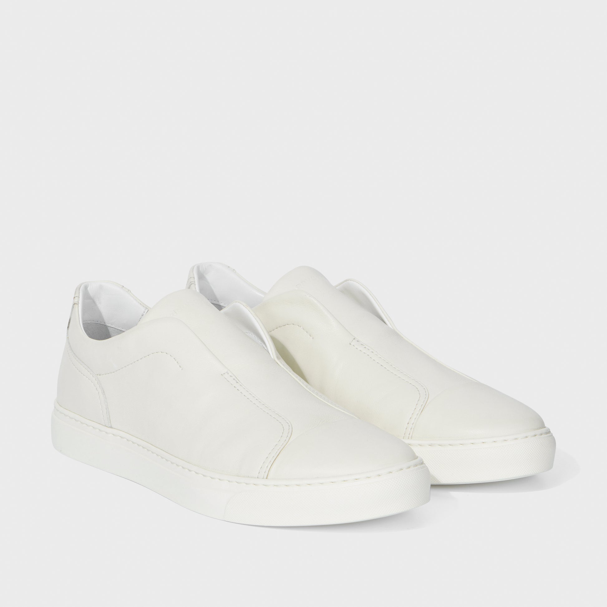 Aaron L Nappa Off White