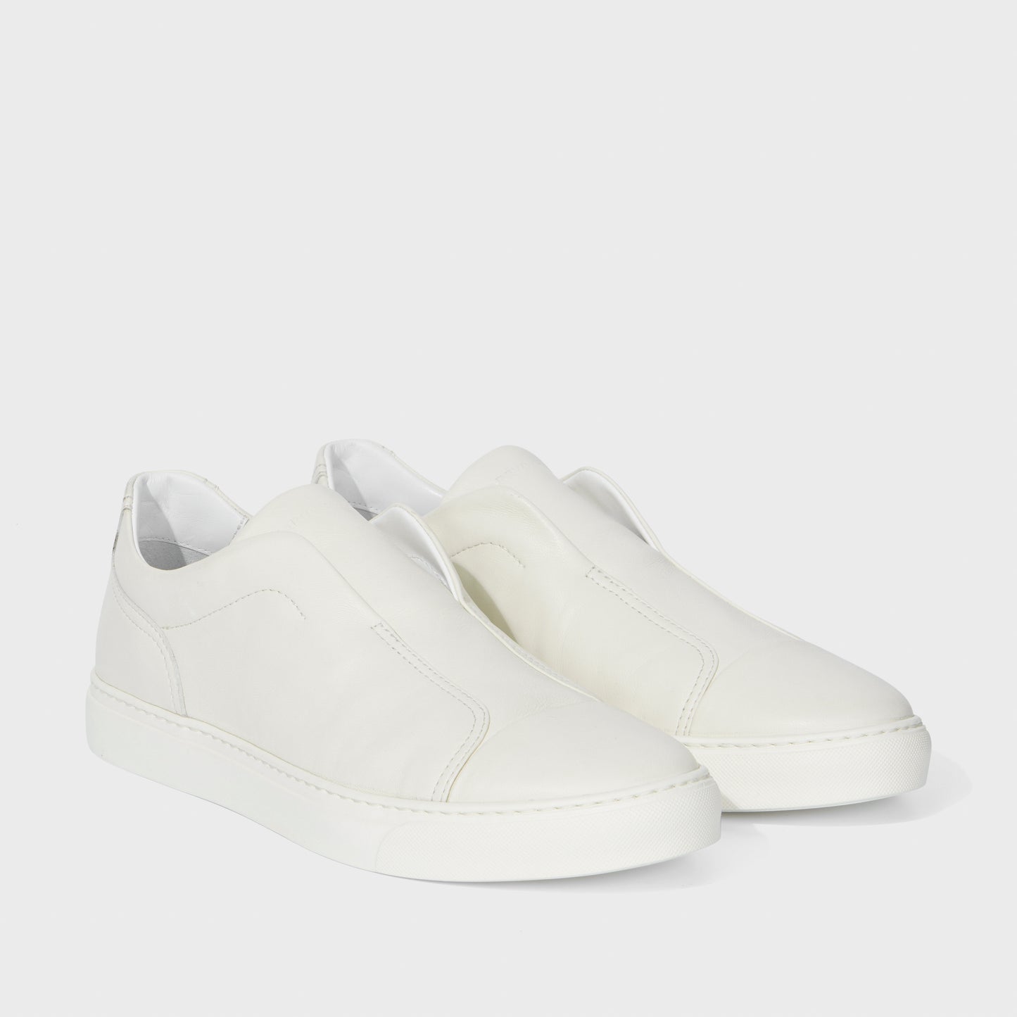 Aaron L Nappa Off White