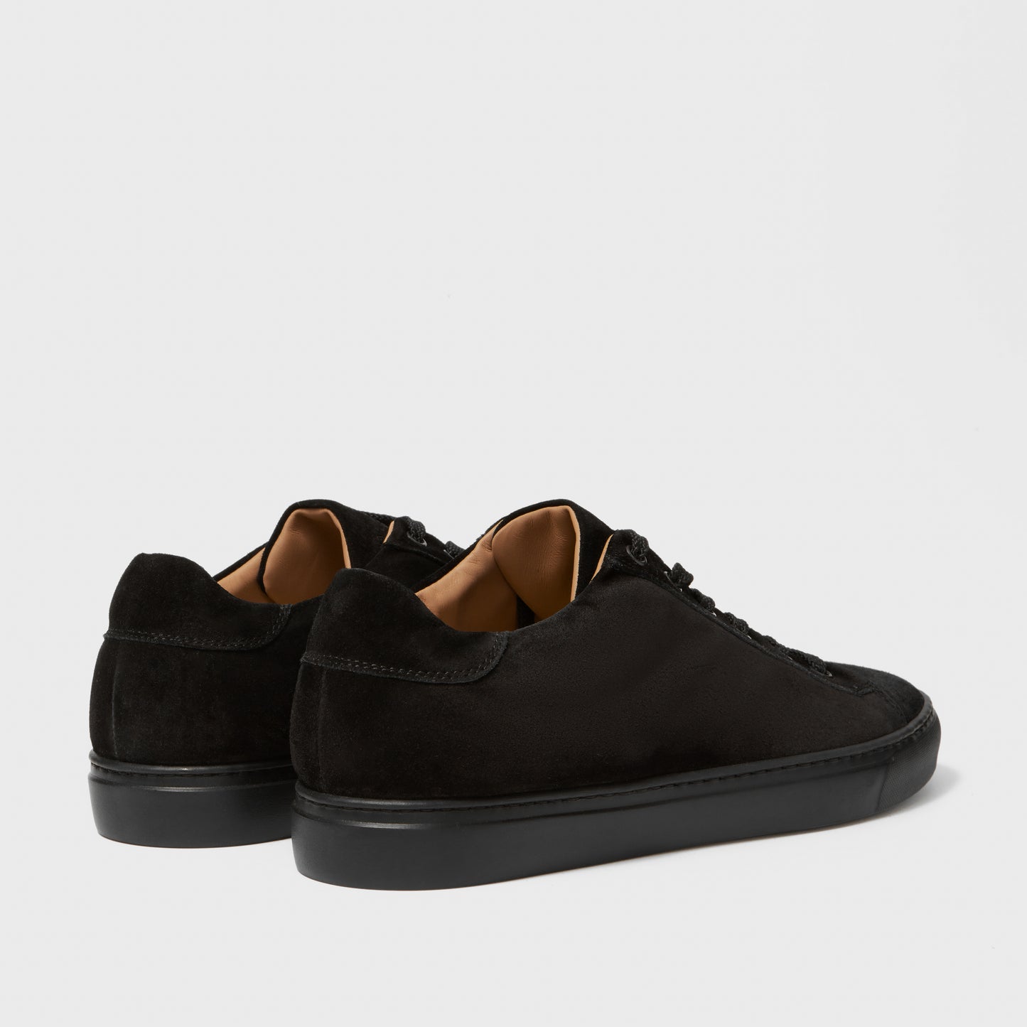 Thomas P Velvet Suede Black